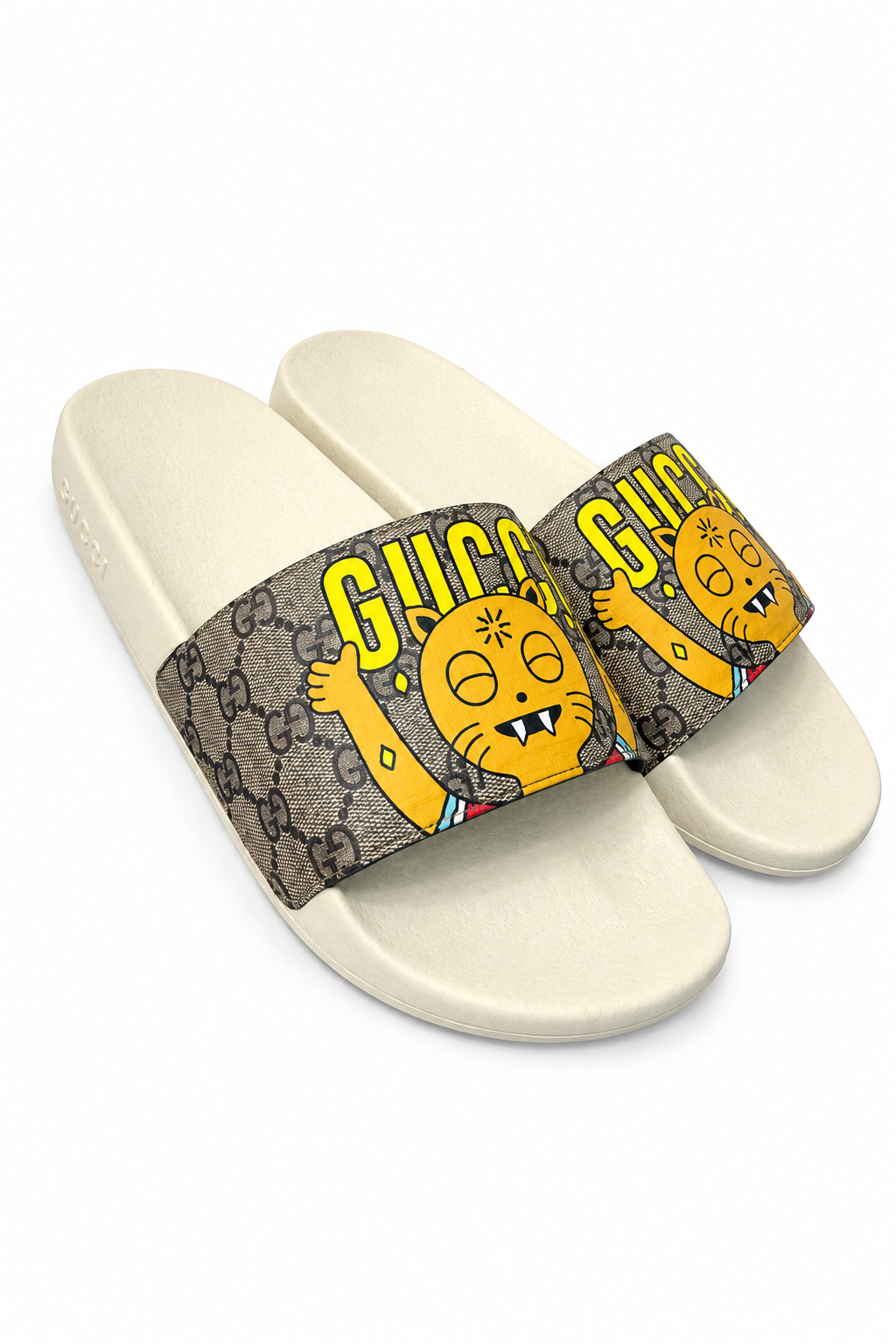 Sandalias Gucci x Pablo Delcielo GG Supreme Cat Slide